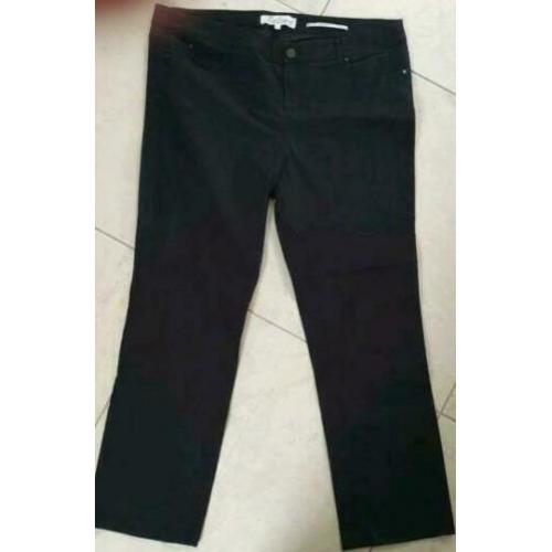 mooie zwarte broek van miss Etam maat 50