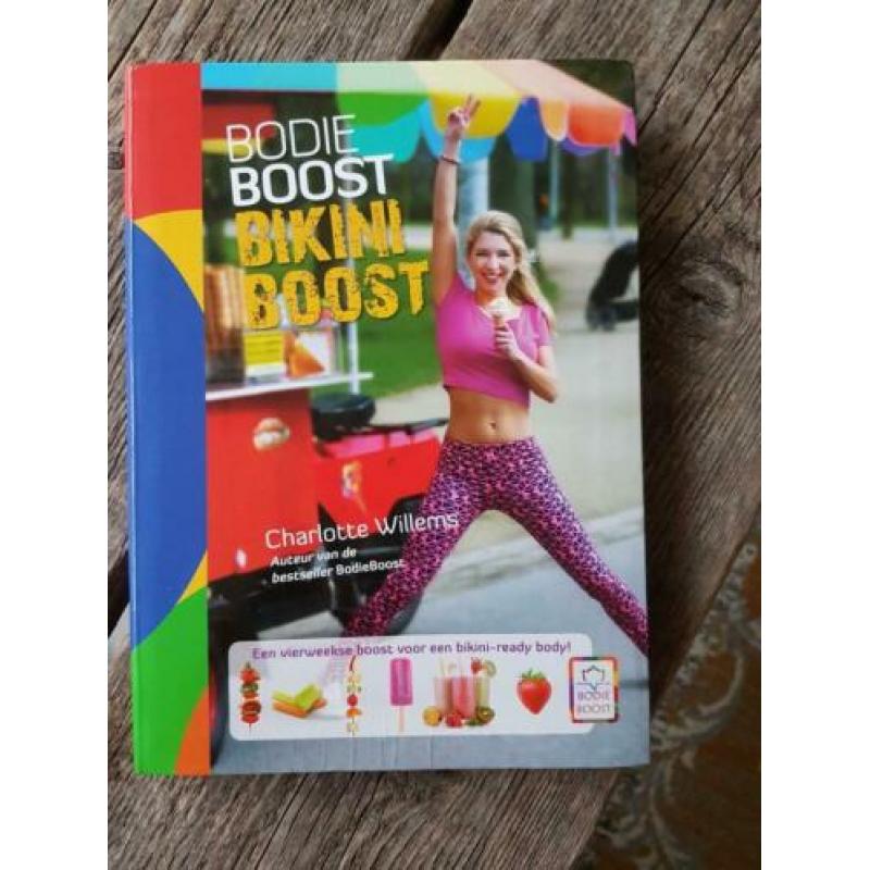 2 Boeken van BODIEBOOST en BIKINIBOOST van Charlotte Willems