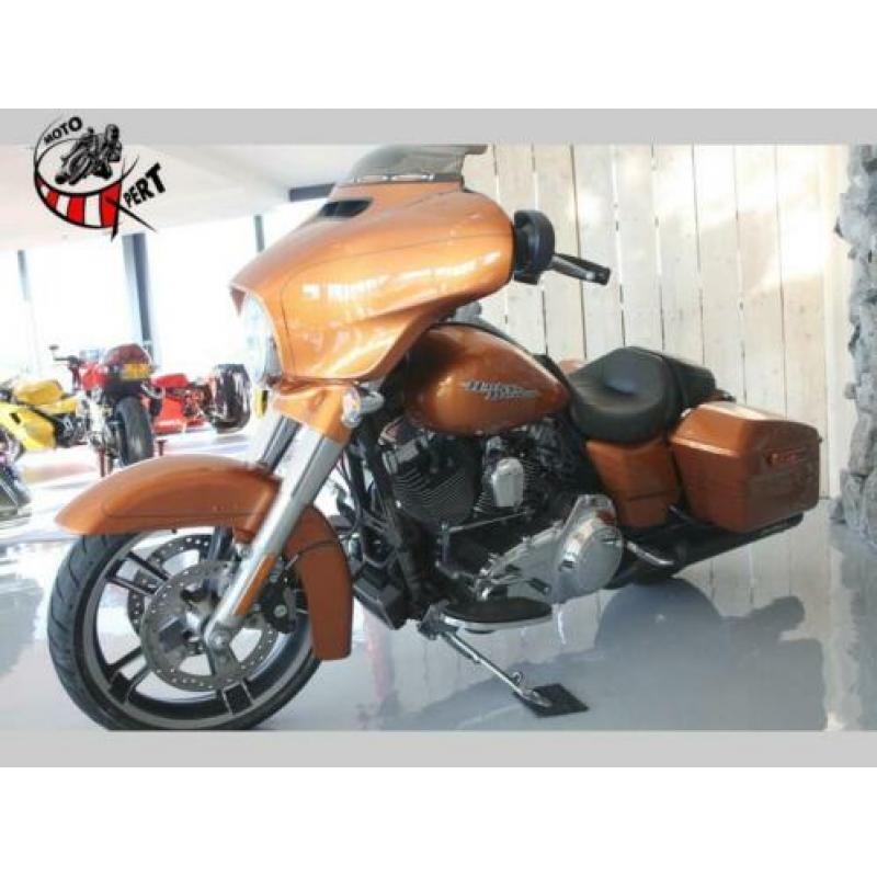 HARLEY DAVIDSON FLHXS Street Glide Special (bj 2014) ABS