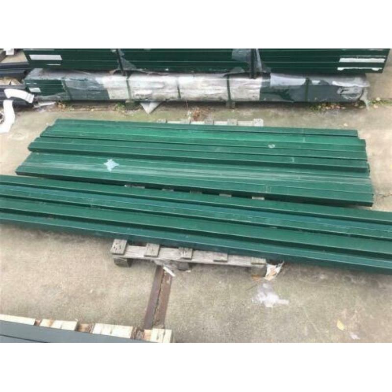 50m Gegalvaniseerd Hekwerk 123cm hoog - 2e keus palen