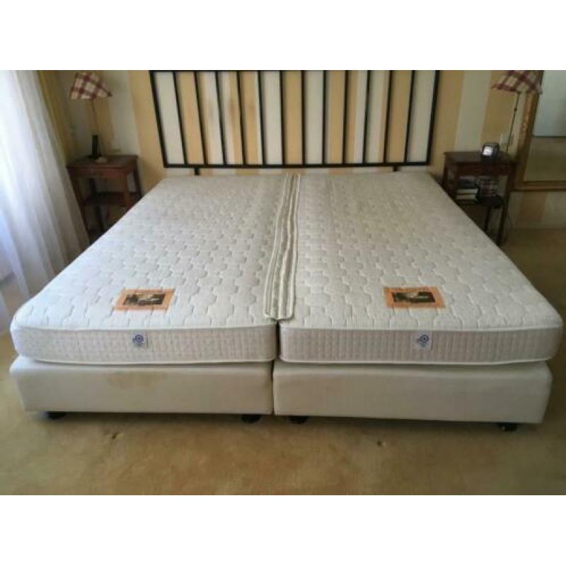 Te koop: boxspring merk Pullman 220x200cm