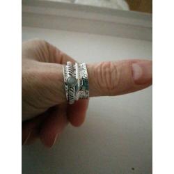 Prachtige handgemaakte 925z spinnerring met maanstee maat 21