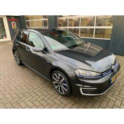 Volkswagen Golf 1.4 TSI GTE / Navi Pro / Trekhaak / Nieuwsta