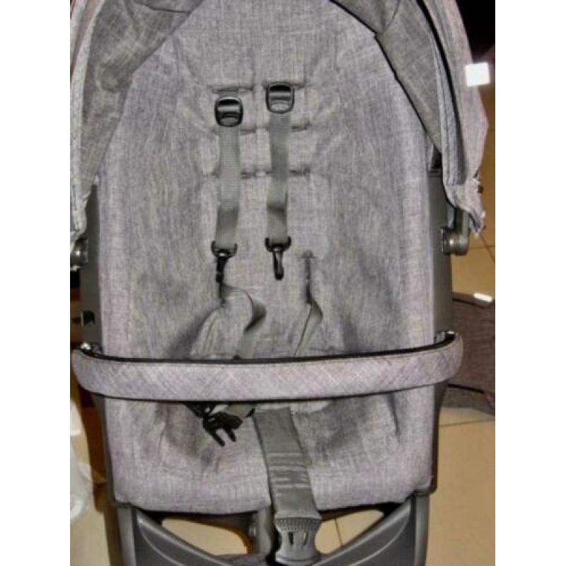 Stokke V5 Black melange kinderwagen met Autostoel NIEUWSTAAT
