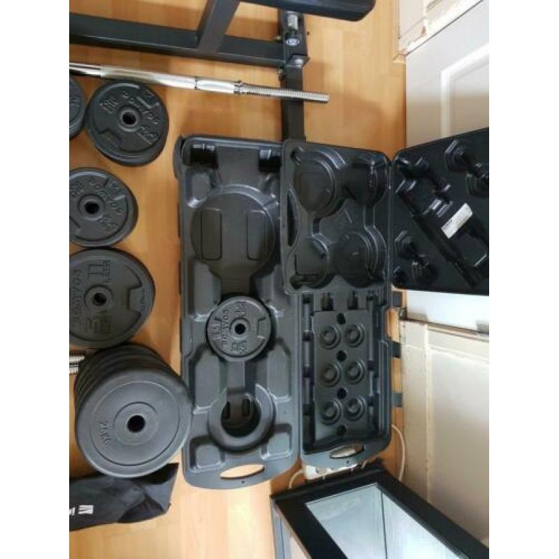 Grote hoeveelheid gewichten 94kilo, fitness, bench, barbell