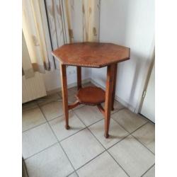 (bijzet) tafel nostalgisch, vintage