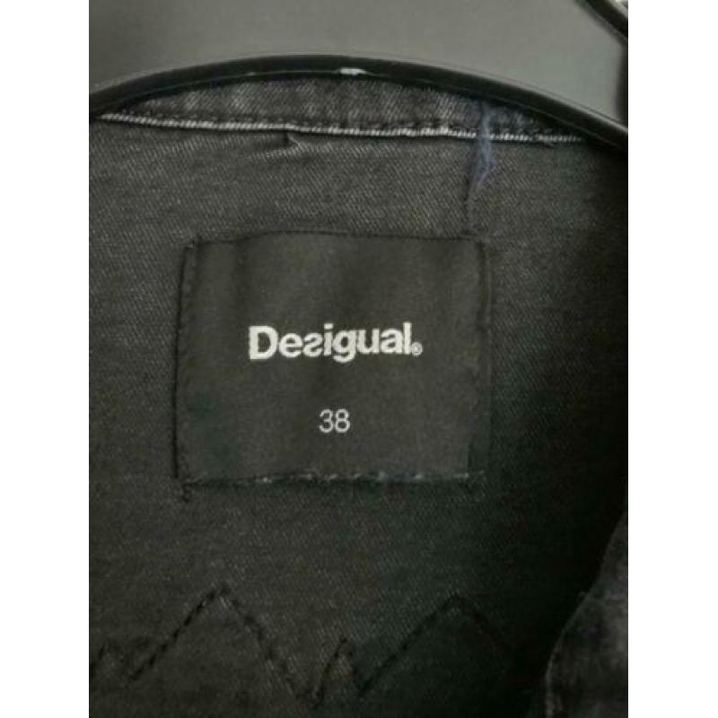 Desigual jasje, mt 38