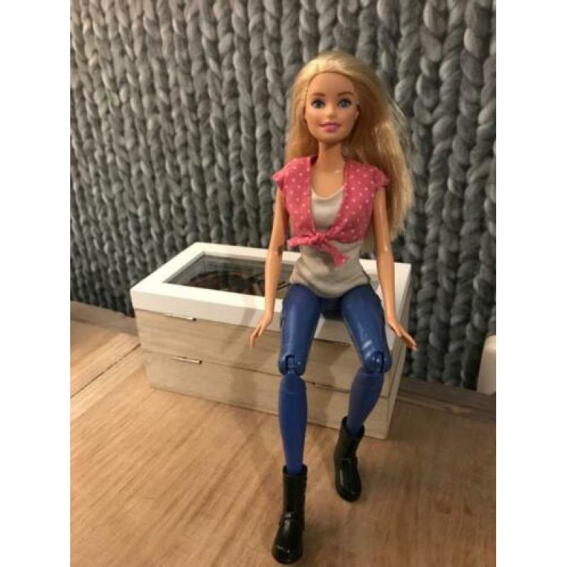 3 Barbie poppen