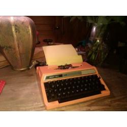 Typemachine silver reed 100