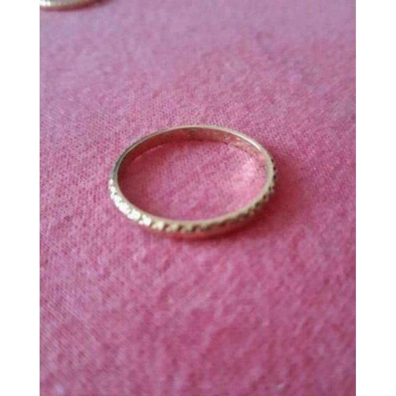 Goudkleurige dummy ring maat 16 (tekst in) bieden
