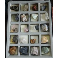VERZAMELING STENEN MINERALEN * In Dozen *