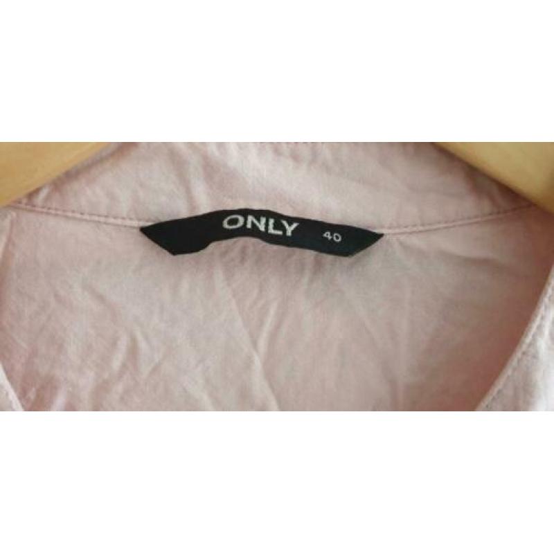 Only blousje maat 40