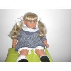 mooie grote baby pop lissi 60 cm