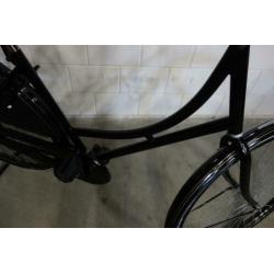 Fiets 604: Oma-fiets damesfiets, maat: 57cm