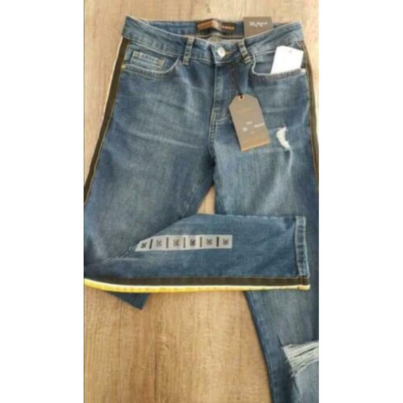 NIEUW! Supermooie, gave & hele aparte stoere skinny jeans!!