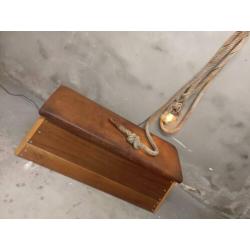 Vintage turnkast , stoere bank !!