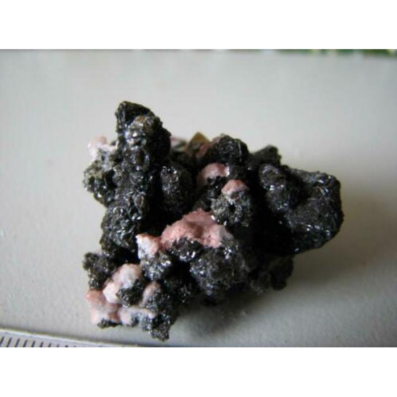 Desclozite met vanadinite,los Lomentos Chihuahua,Mexico