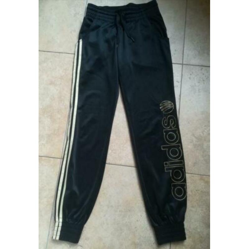 Adidas Dames trainingsbroek, maat 2xs /gouden glitter streep