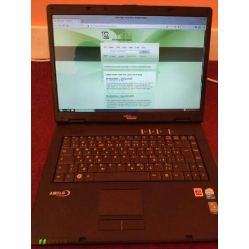 Fujitsu Siemens Amilo 1718Li laptop