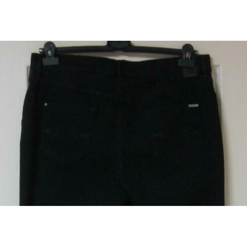 Gardeur Inga slim fit zwarte 5 pocket jeans Mt 46 Lang.