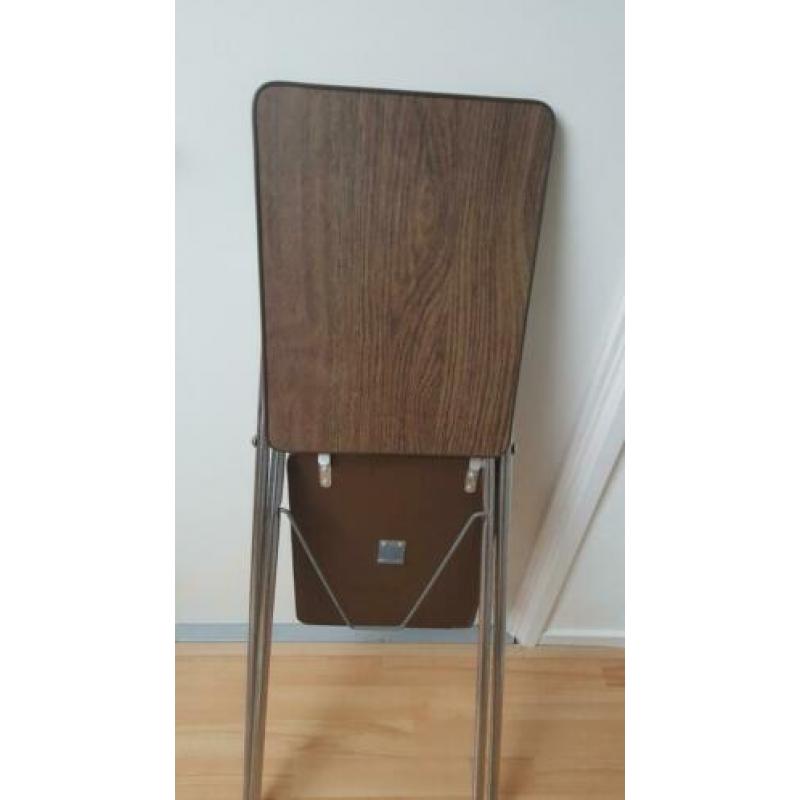 zeiss ikon diaprojector met tafel en scherm