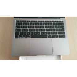 macbook air retina 13 1.6 8gb 128 spacegray 9-1-2020 bon