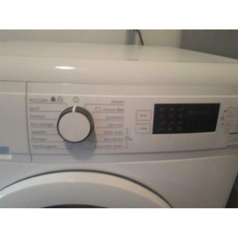 Wasmachine maand oud.23 mnd garantie