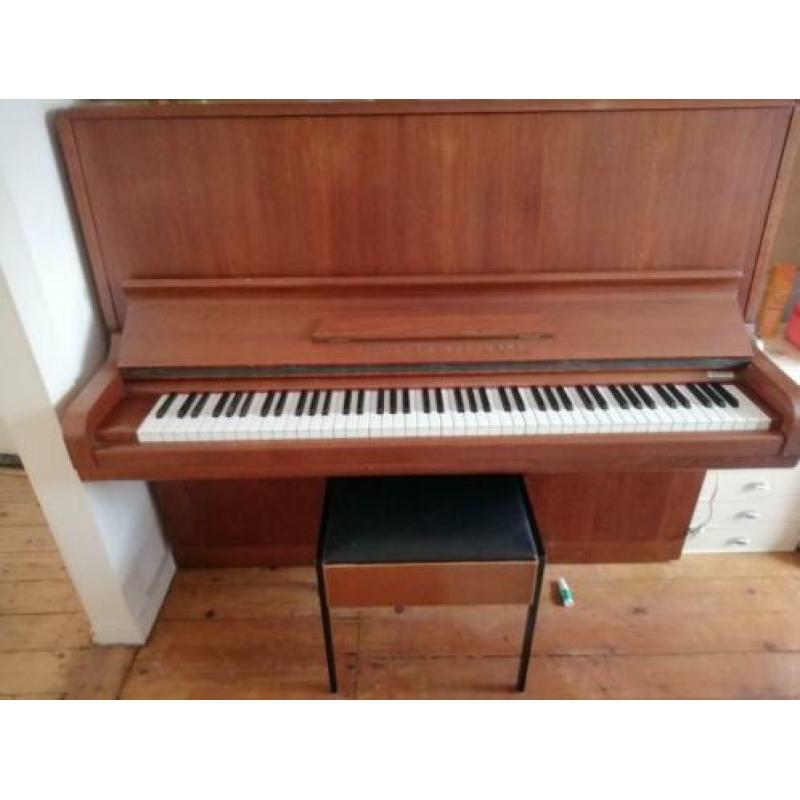 Goede piano van het bekende merk Zeitter & Winkelmann