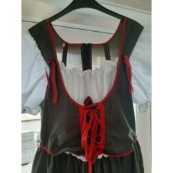Lederhosen en Dirndl / Tiroler kleding +pruik, hoed, bretels