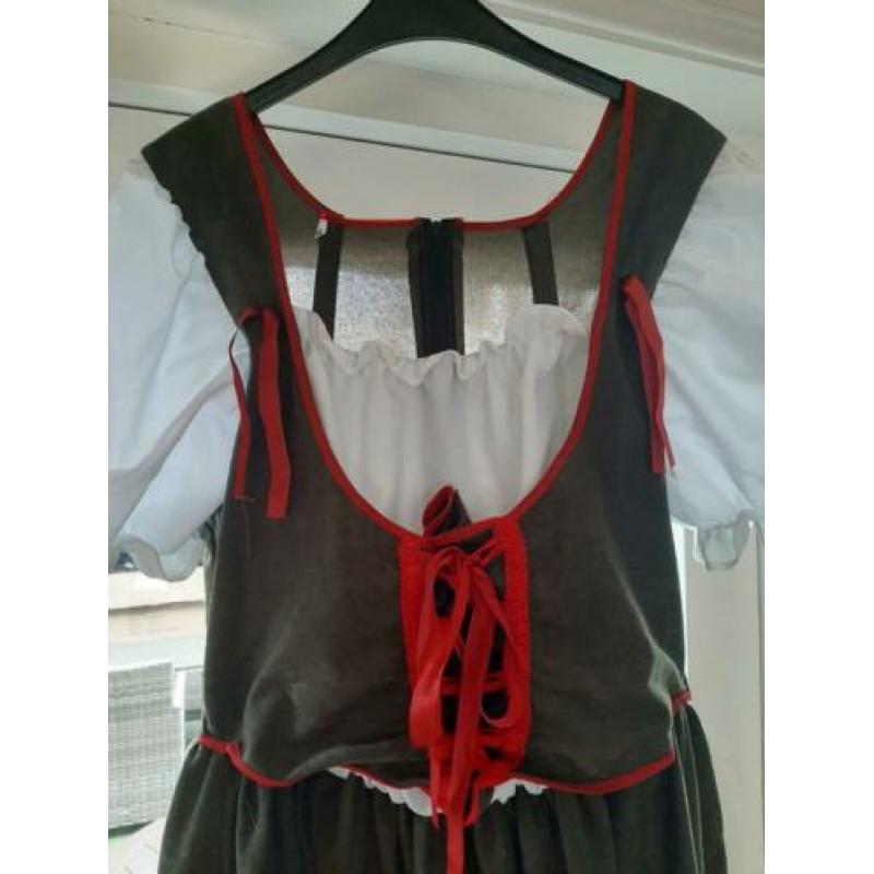 Lederhosen en Dirndl / Tiroler kleding +pruik, hoed, bretels