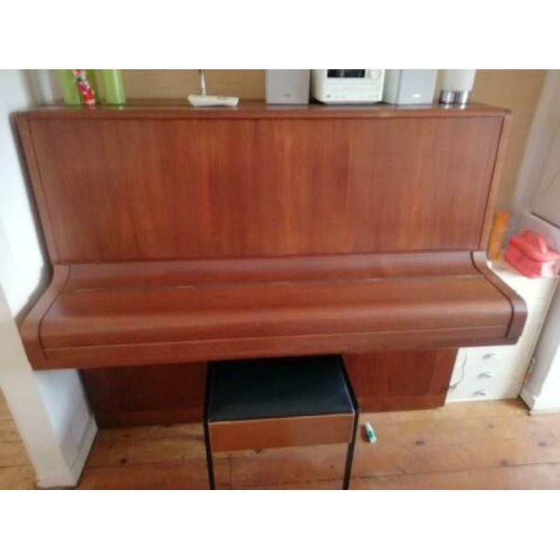 Goede piano van het bekende merk Zeitter & Winkelmann