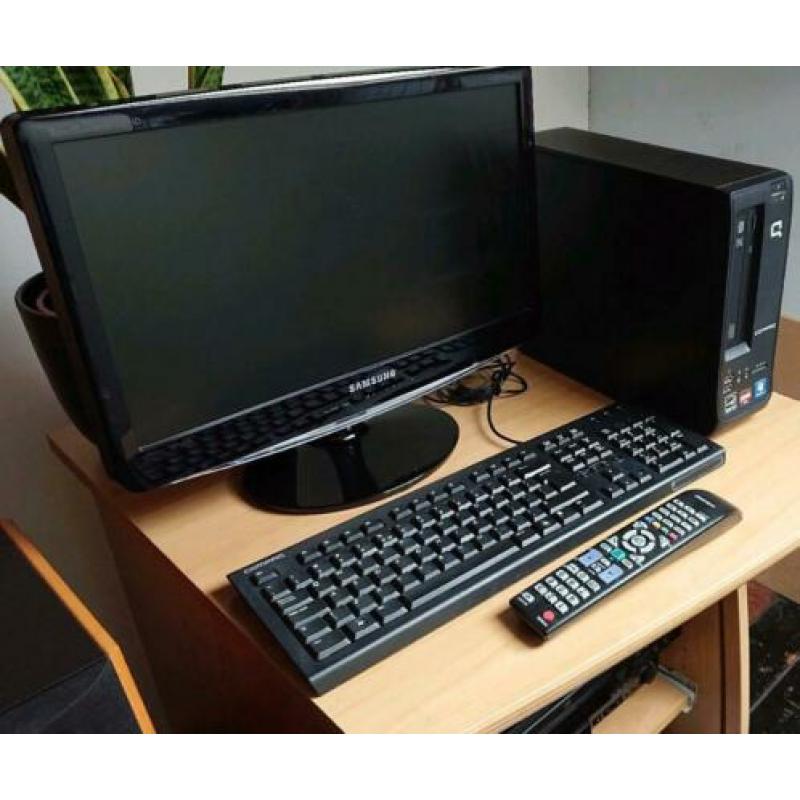 Complete computer, scherm is tevens televisie