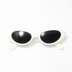 Vintage cateye sunnies