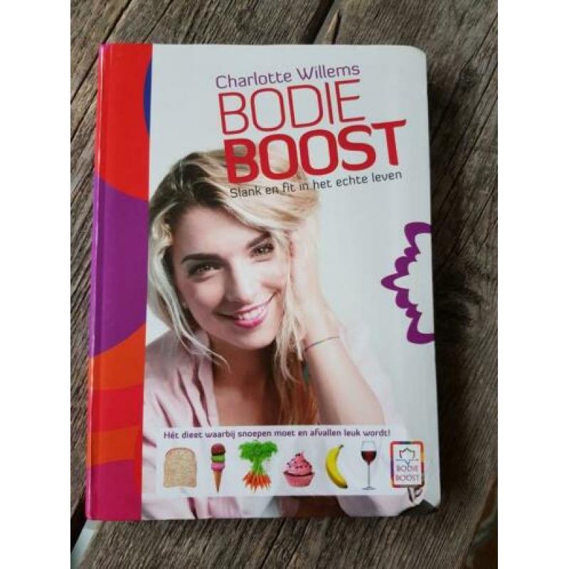 2 Boeken van BODIEBOOST en BIKINIBOOST van Charlotte Willems
