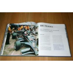 014 / Formule 1 boek [2003] NOS [incl. Ferrari puzzel]