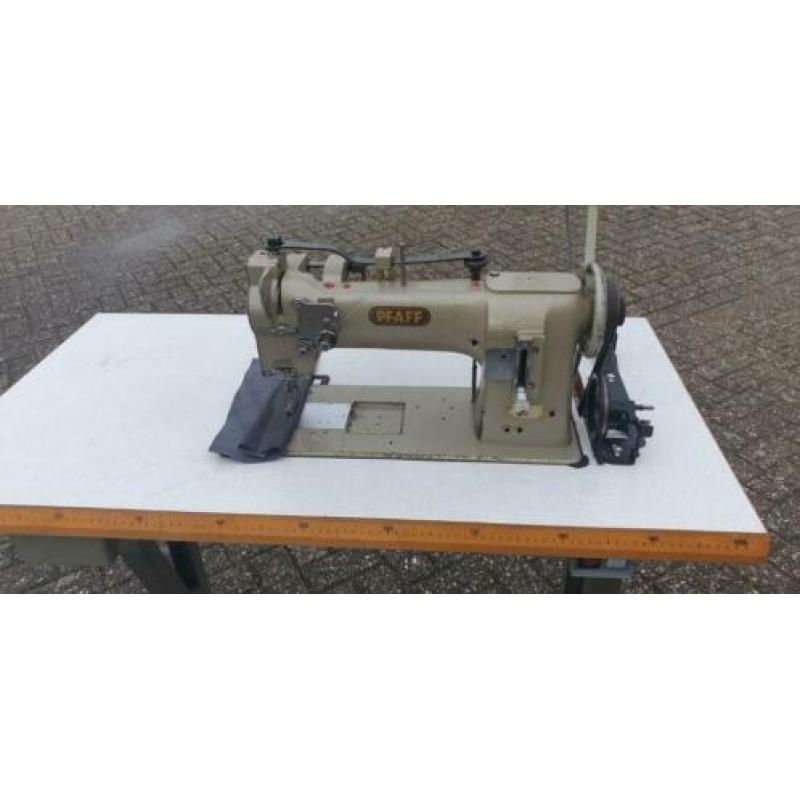 Industriële naaimachine Pfaff 145  3 voudig transport