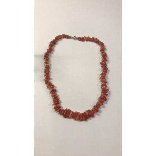 Ketting bloedkoraal 48 cm lang