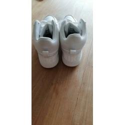 Witte hoge Nike sneakers maat 39