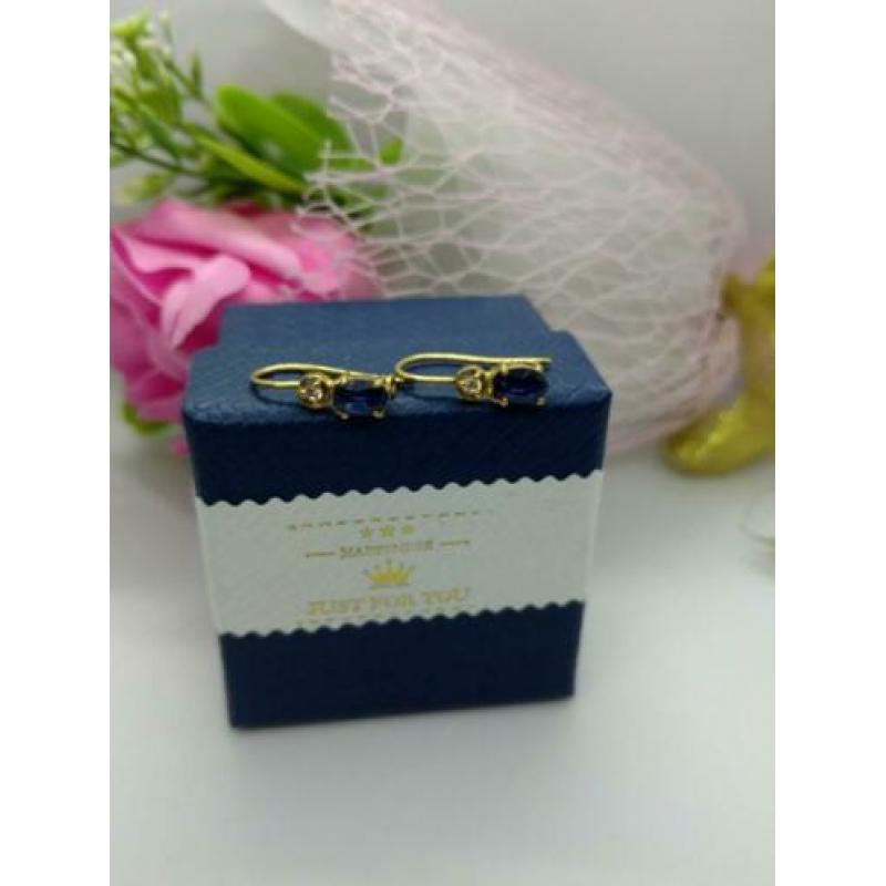 14k GOUD Oorbellen met blauw saffier and zirconia.