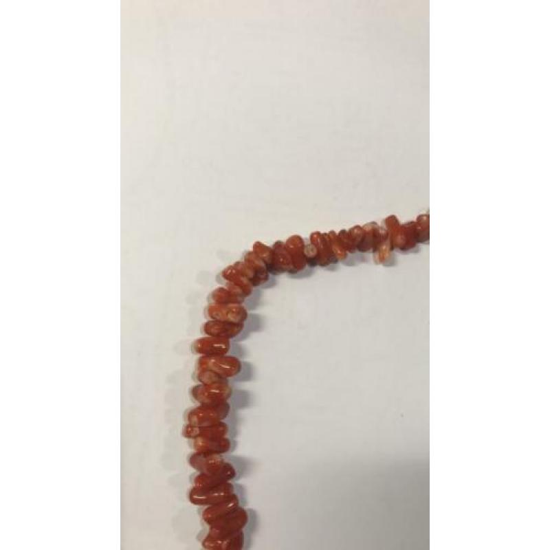 Ketting bloedkoraal 48 cm lang