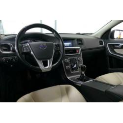 Volvo V60 1.6 T3 Summum CLIMA / CRUISE / LMV / PDC / LEER /