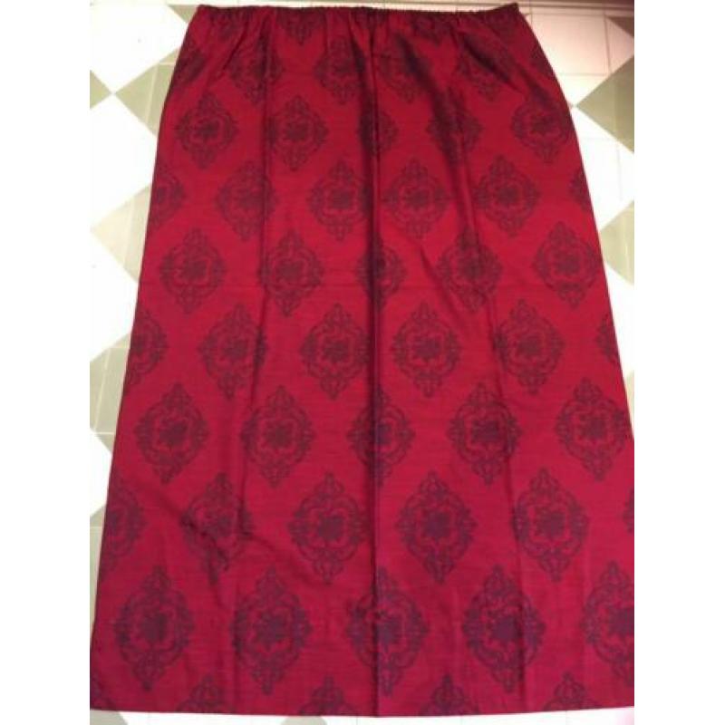 vintage gordijnen rood met roosjes