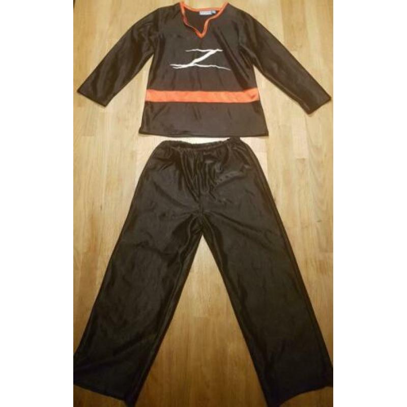 Verkleedkleren set 4x mt 116 skelet zorro cowboy