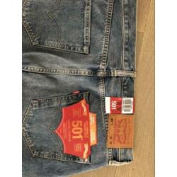 Levi s 501 33-32