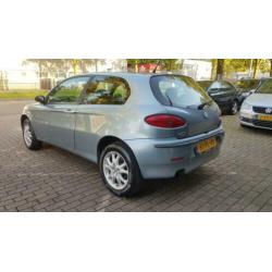 Alfa romeo 147 2.0 TS 1e Eig,ECC,Leder,Cruise.