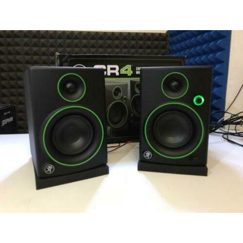 Mackie CR4 - Studio Speakers