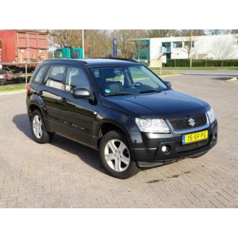 Suzuki Grand Vitara 2.0 5D 2006 Zwart