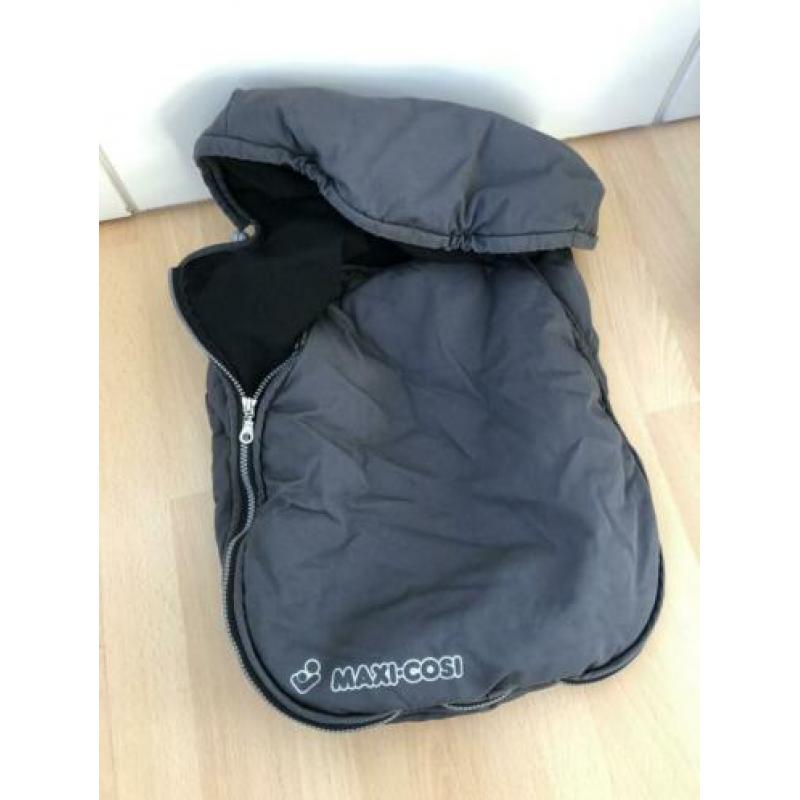 Maxi Cosi CabrioFix autostoel, incl voetenzak