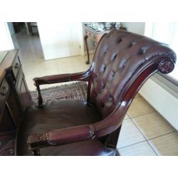bureaustoel bordeaux rood gecapitonneerde rug H105 B60 zgan
