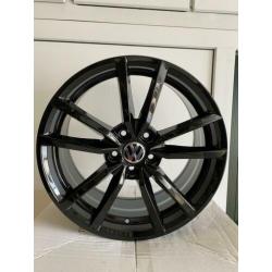 VW GOLF 7 R 18 INCH PRETORIA VELGEN ZWART 5x112 GTI GTD GTE